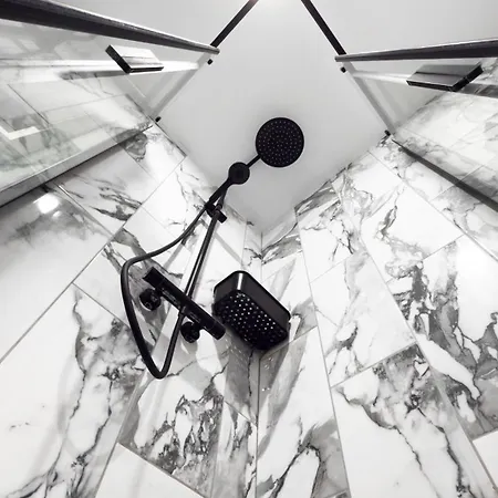 Lägenhet Bright In *