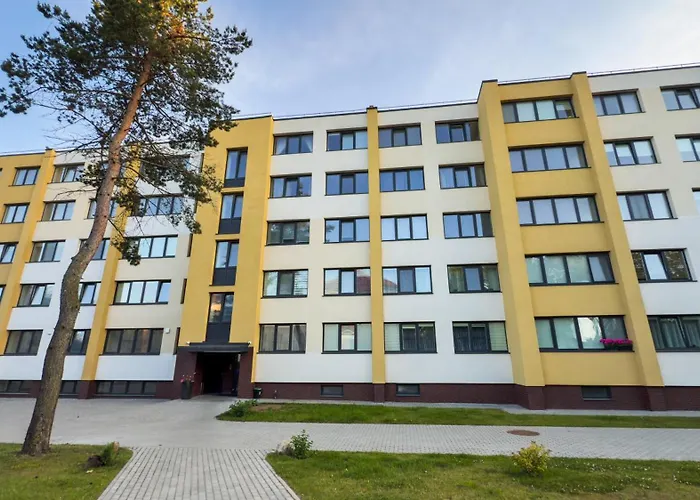 Bright In Κλαϊπέντα